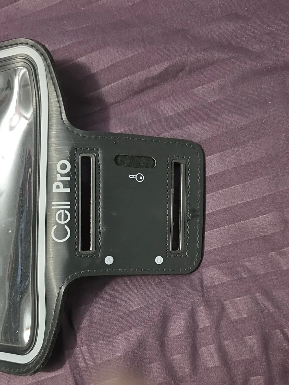 Black Sports Armband Phone Holder for Running - Universal Phone Fit